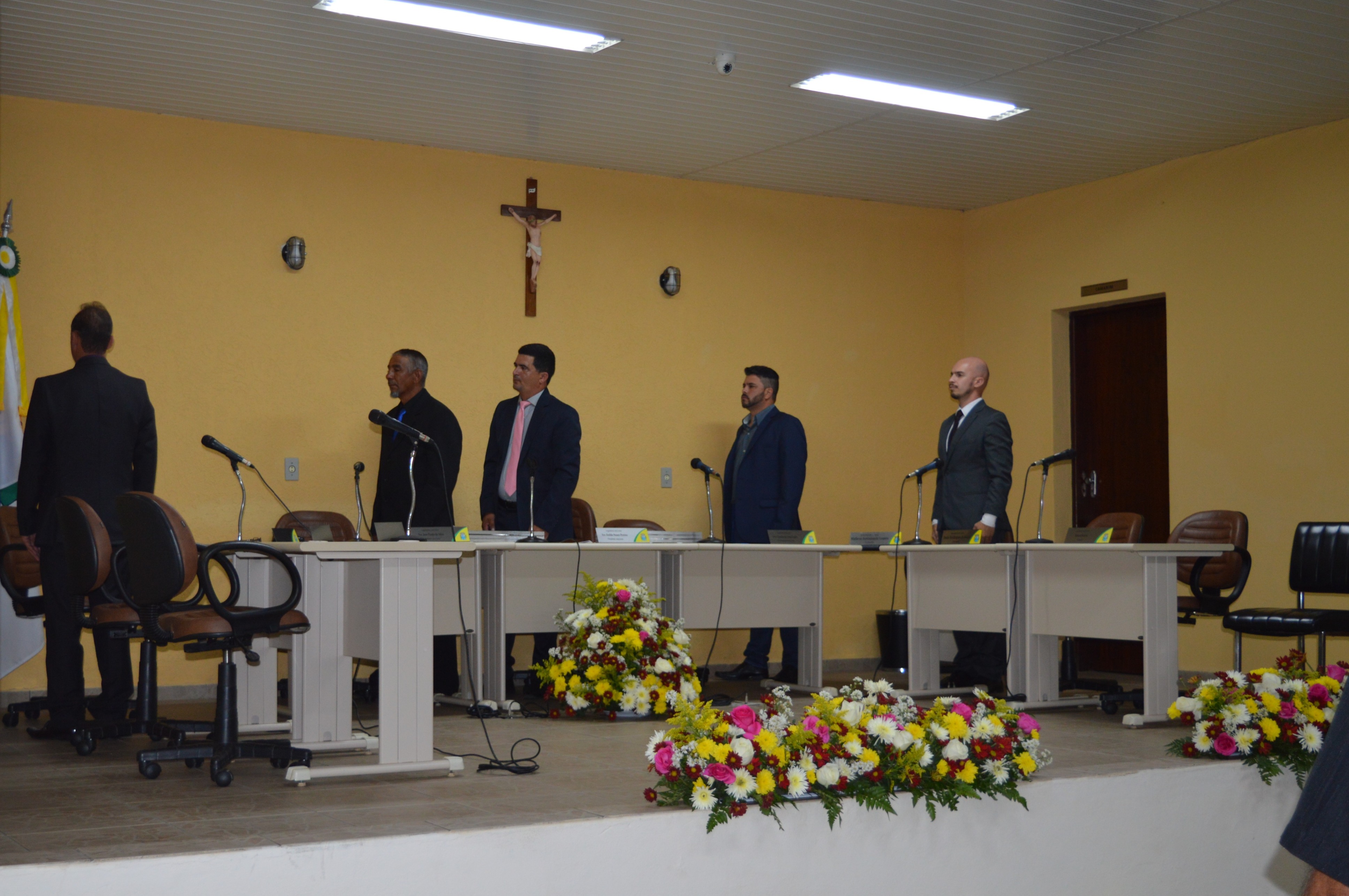 Entrega de títulos no aniversário da cidade em 2018