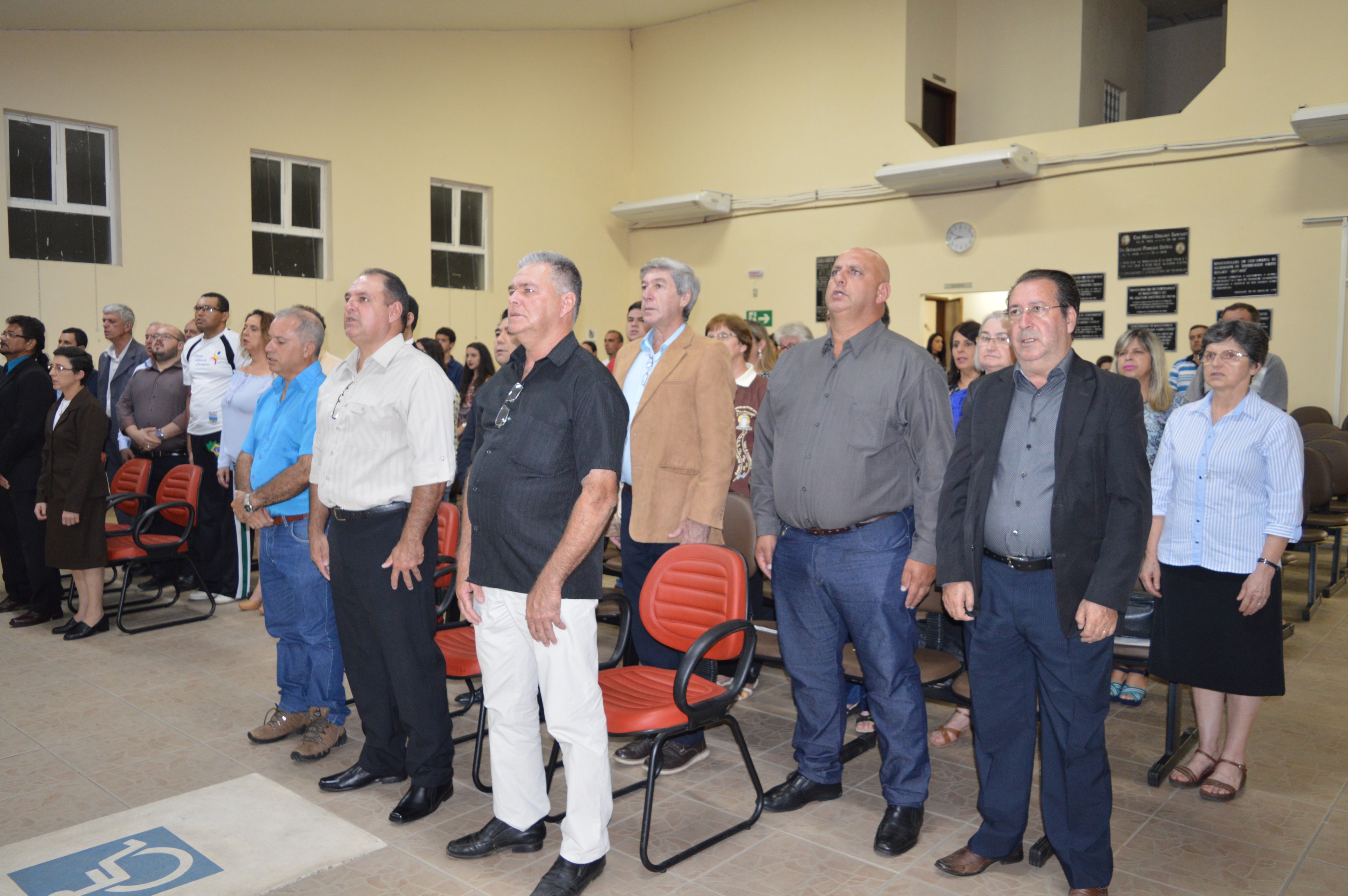 Entrega de títulos no aniversário da cidade em 2018