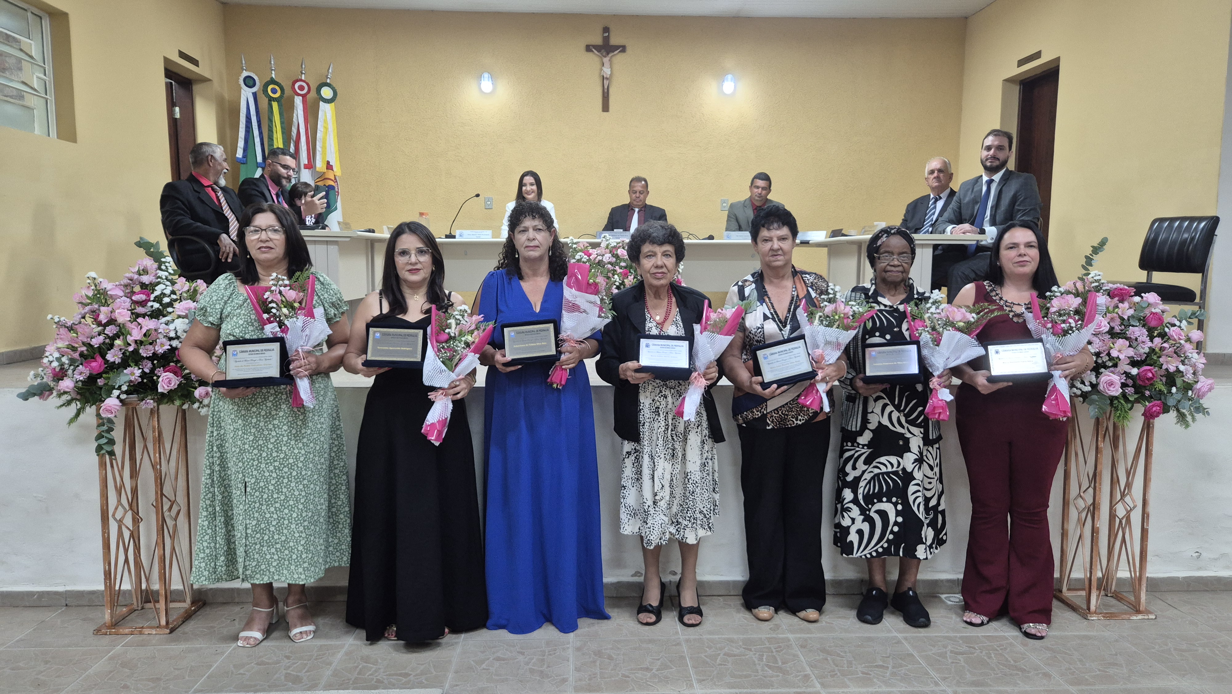 Realizada Sessão Solene para entrega do Prêmio Mulher-cidadã